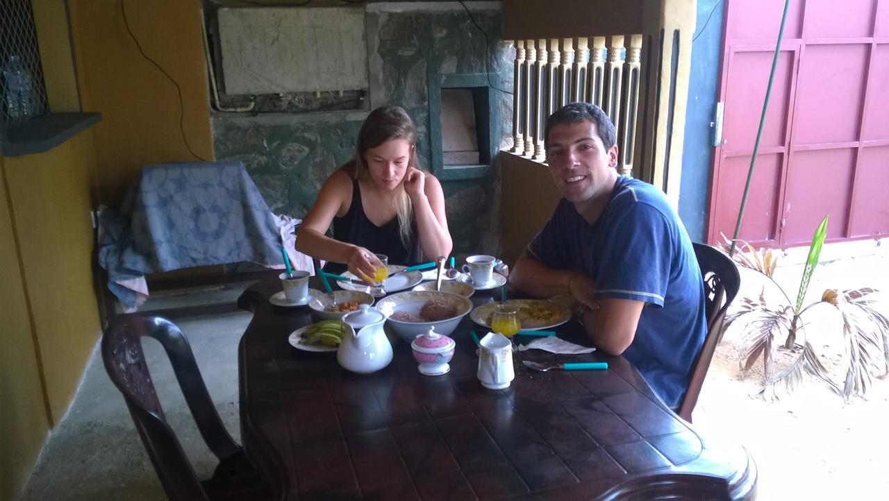 Sea Bay Resort Wennappuwa Esterno foto